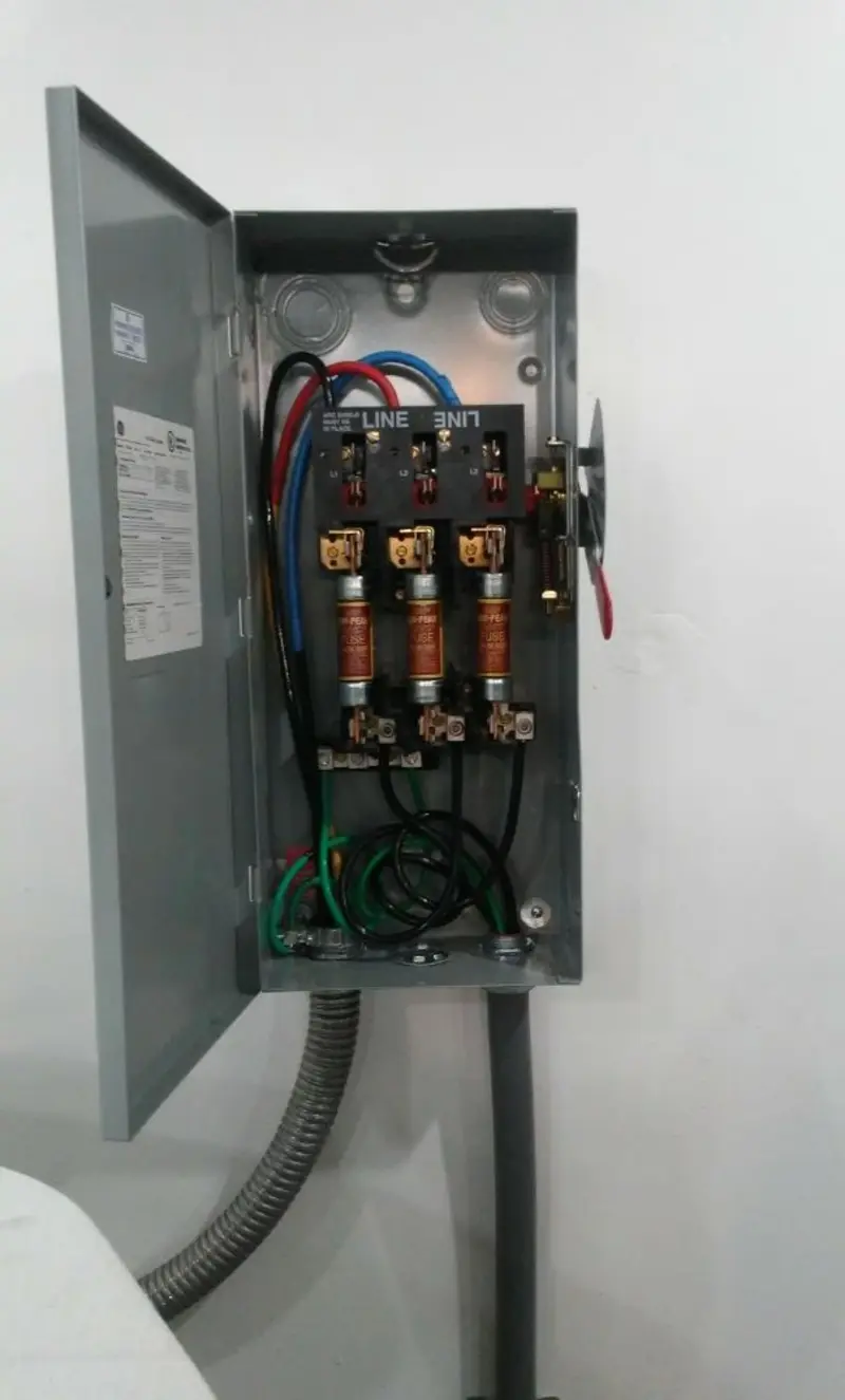Three-phase disconnect switch installed for Electrical Wiring & Rewiring in Carolina Forest
